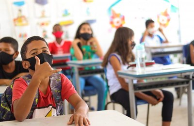 Veja quais pontos obrigam o uso de máscaras na Educação