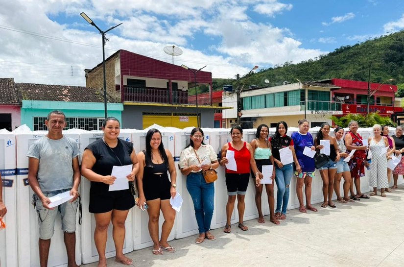 Mutirão chega ao fim e realiza o sonho da geladeira nova em Santana do Mundaú