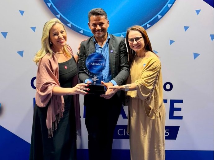 Casa do Empreendedor de Limoeiro de Anadia recebe Troféu Diamante pelo segundo ano consecutivo