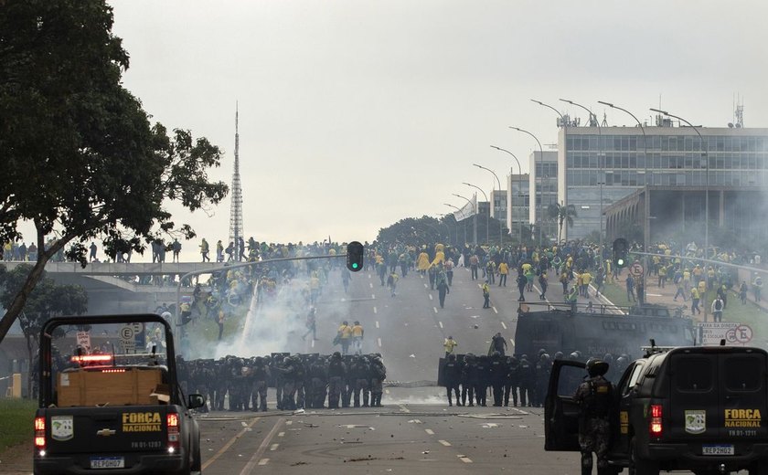 STF responsabilizou 1.190 pessoas por atos antidemocráticos de 2023