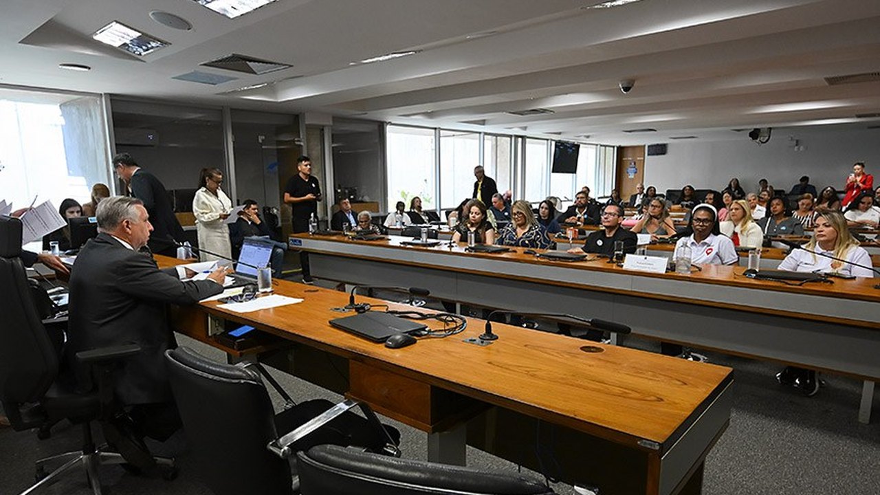 Feirantes do DF relatam medo de perder pontos de trabalho em licitação