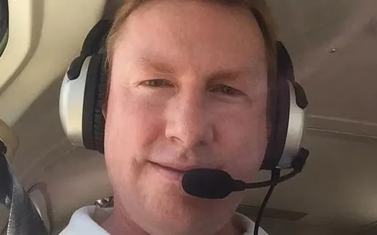 Família de piloto morto em queda de avião com cocaína providencia traslado do corpo para a Austrália