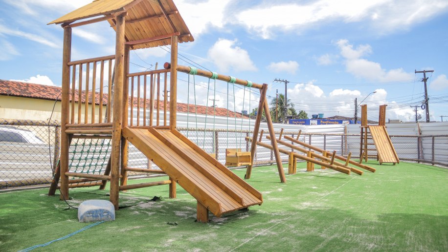 Prefeitura de Maceió revitaliza praças no Vergel do Lago e Ponta Grossa