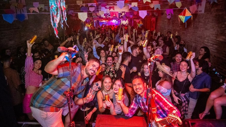São João no Rex: bar realizará festas juninas com ritmos para todos os gostos