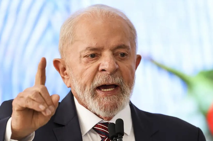 Vitória de Kamala Harris é mais segura para a democracia, diz Lula
