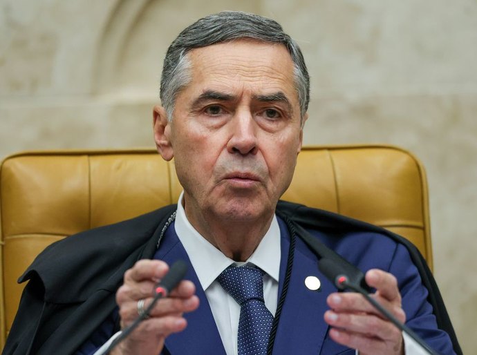 Barroso recebe alta médica após ser internado em Brasília