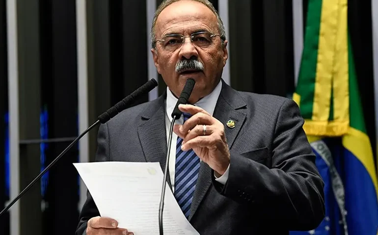 Chico Rodrigues celebra integração de Roraima ao sistema elétrico nacional