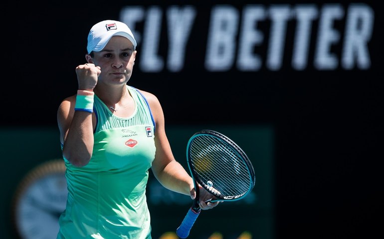 Barty vence campeã de Roland Garros e avança pela 1ª vez às quartas em Wimbledon