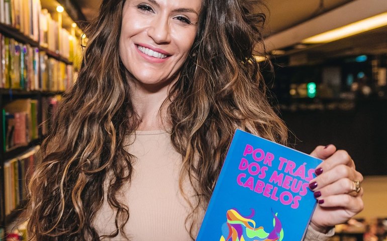 Romances sáficos ganham espaço e viram best-sellers