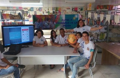 Jovens apresentam em feira internacional aplicativo para combater Aedes aegypti
