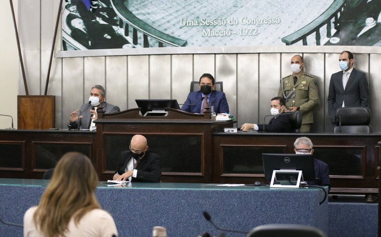 Partidos com representação na Assembleia definem suas lideranças