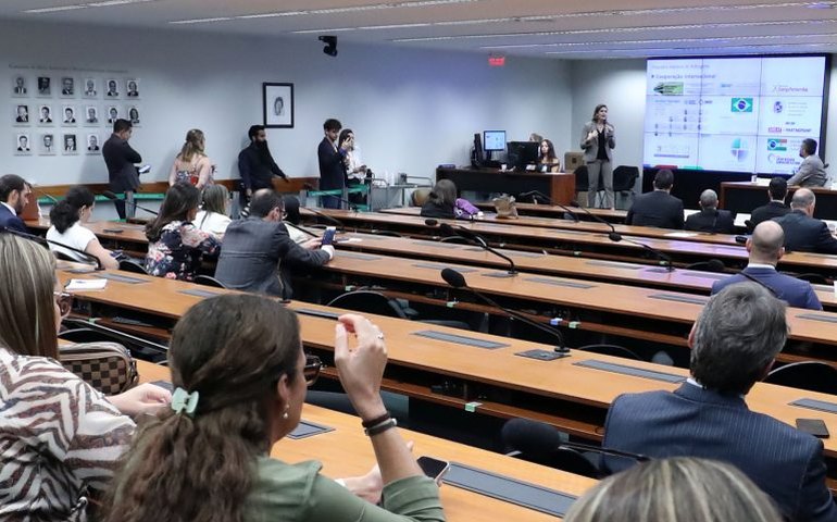 Governo identifica potencial de 20 bilhões de dólares com produção de hidrogênio sustentável no Brasil