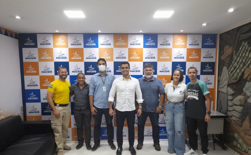 Ifal pede inclusão de estudantes no passe livre em Maceió