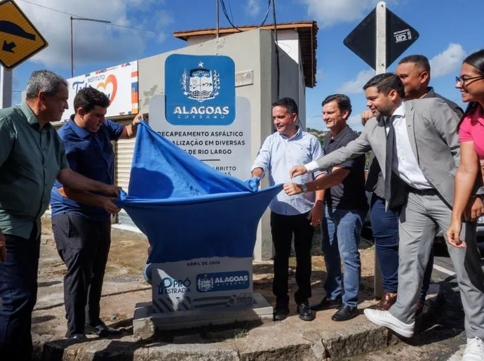 Marcelo Beltrão prestigia inaugurações do governo em Rio Largo