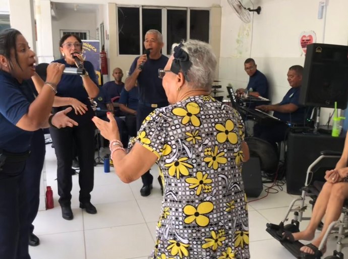 Semsc promove manhã especial para idosos de abrigo na parte alta de Maceió