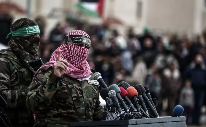 Israel diz que teve como alvo oficial do Hamas em ataque que matou outras 9 pessoas