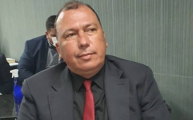 Vereador Fabiano Leão volta a cobrar do DER mais segurança em trechos da AL 115 em Arapiraca