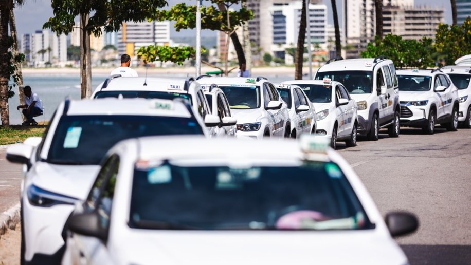 Credenciamento para novos taxistas em Maceió entra na reta final; saiba como se inscrever