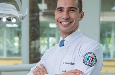 Canetas emagrecedoras: como elas afetam os seus dentes?