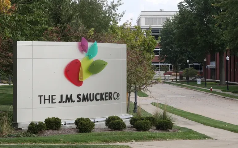 Lucro da JM Smucker sobe 1% no 1º trimestre fiscal de 2025, para US$ 185 milhões