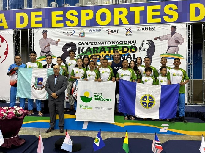 Projeto Novo Horizonte de São Miguel dos Campos conquista medalhas no Campeonato de Karatê