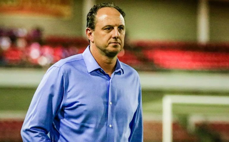 Ceni aprova ‘coerência financeira’ do São Paulo e descarta Lucas Moura: ‘Não vem’