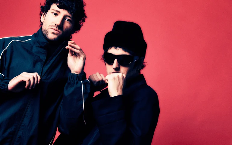 Sports dá passo à frente com o tão esperado álbum autointitulado 'Sports'