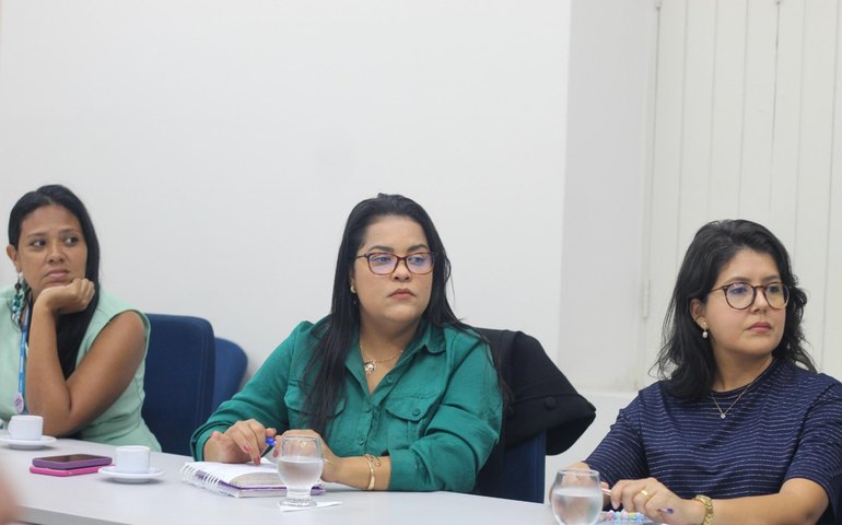 Secdef participa de debate sobre defesa e bem-estar animal em Palmeira dos Índios