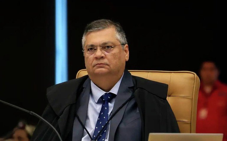 Mario Frias se coloca à disposição de Flávio Dino para esclarecimentos presenciais