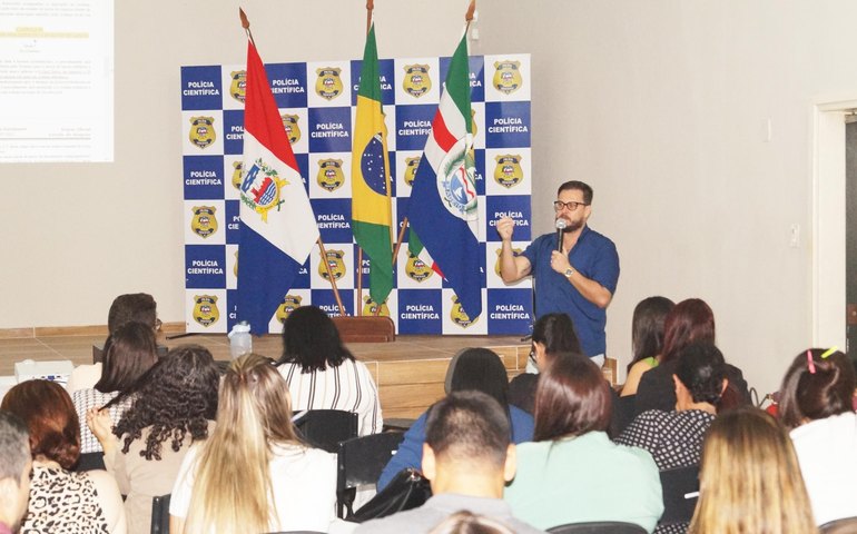 Polícia Científica realiza capacitação sobre nova Lei de Licitações