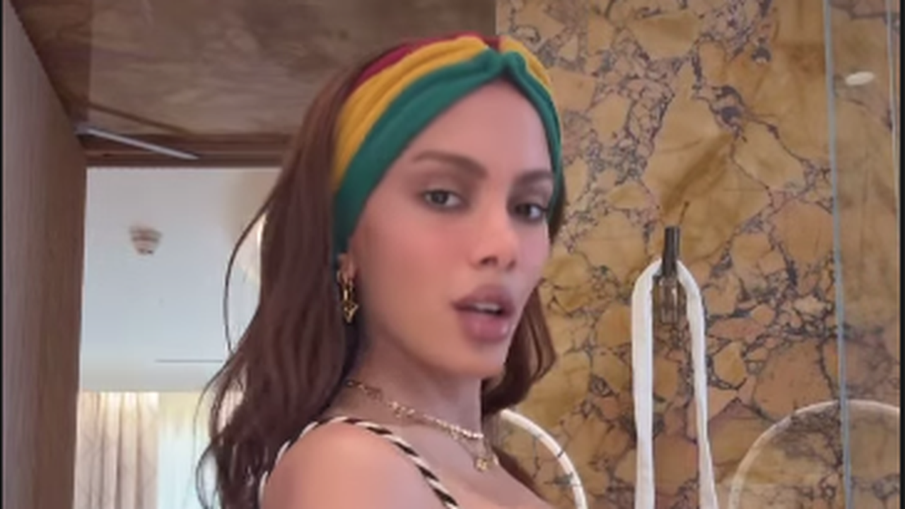 Anitta reaparece após procedimento estético e web comenta nova aparência: 'outra pessoa'