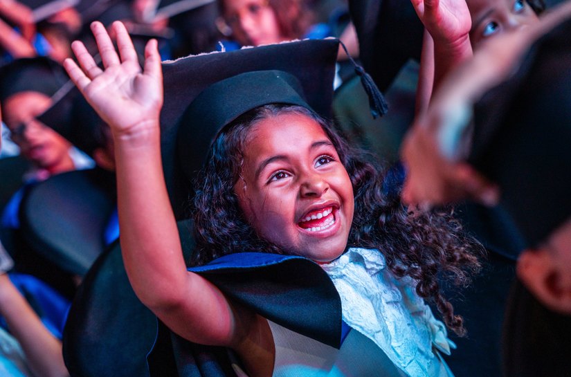 Formatura do ABC é marcada pela emoção de crianças e famílias
