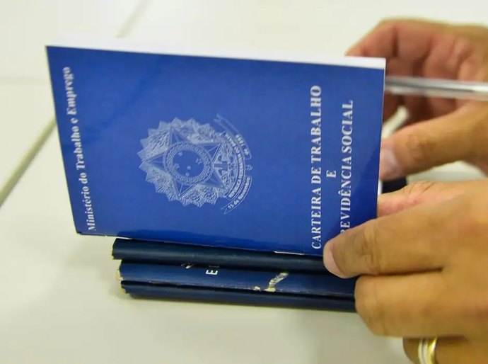 IBGE abre 351 vagas para estagiários em todo o país, com bolsas de até R$ 1.125,69
