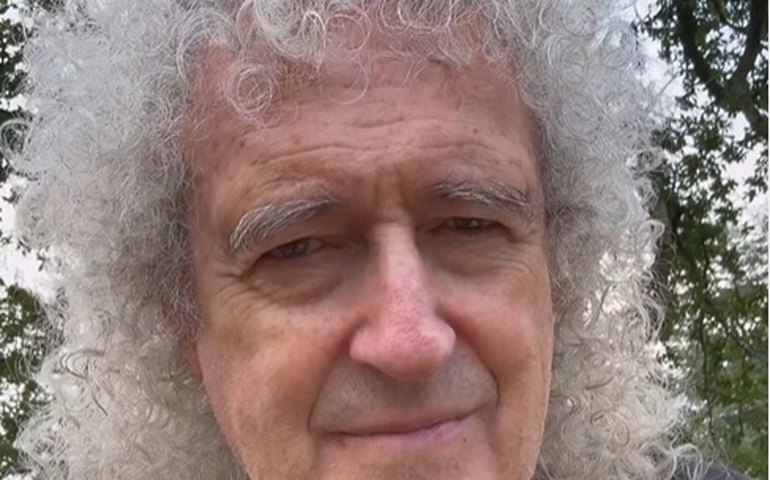 Brian May, guitarrista do Queen, revela 'susto' que o deixou incapaz de usar o braço esquerdo