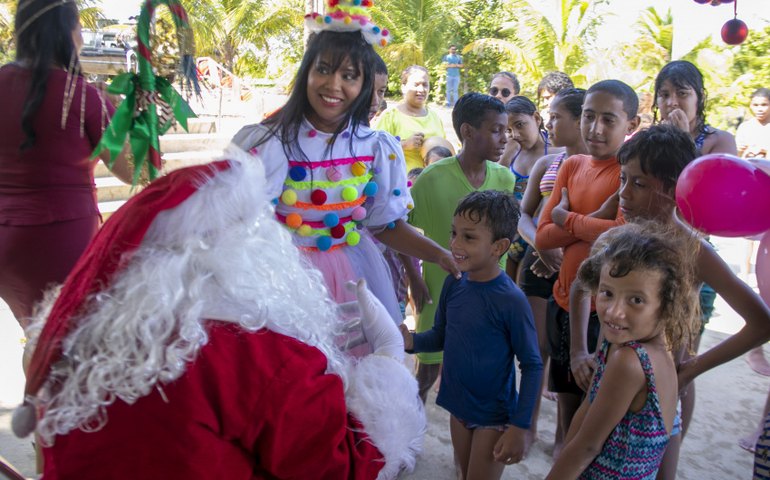 Assistência Social reúne reúne crianças e adolescentes para festa de Natal nas unidades de acolhimento