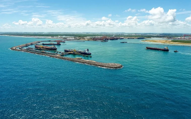 Suape abre 2026 com crescimento de 38,6% e reforça protagonismo logístico no Nordeste