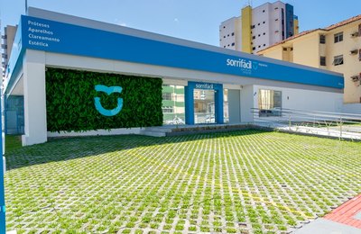 Maior rede odontológica do país abre clínica em Maceió nesta segunda