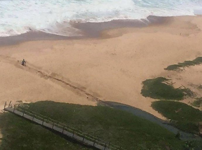 IMA apura emissão de esgoto na praia de Guaxuma, no Litoral Norte