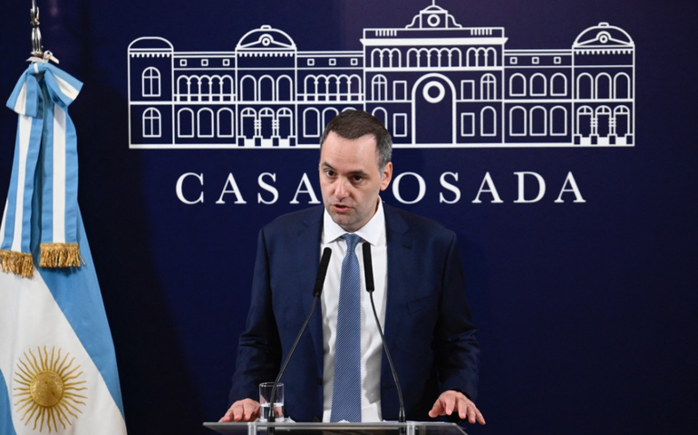 Judiciário atrasa lei que torna difícil destituir Netanyahu do cargo