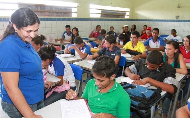 ALE pode aprovar projetos do Executivo e rateio do Fundeb amanhã (22)