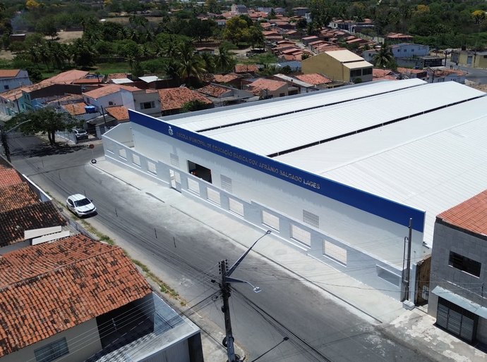 Ziane Costa inaugura nova Escola Afrânio Salgado Lages e entrega ampliação de unidade no Jardim Cordeiro