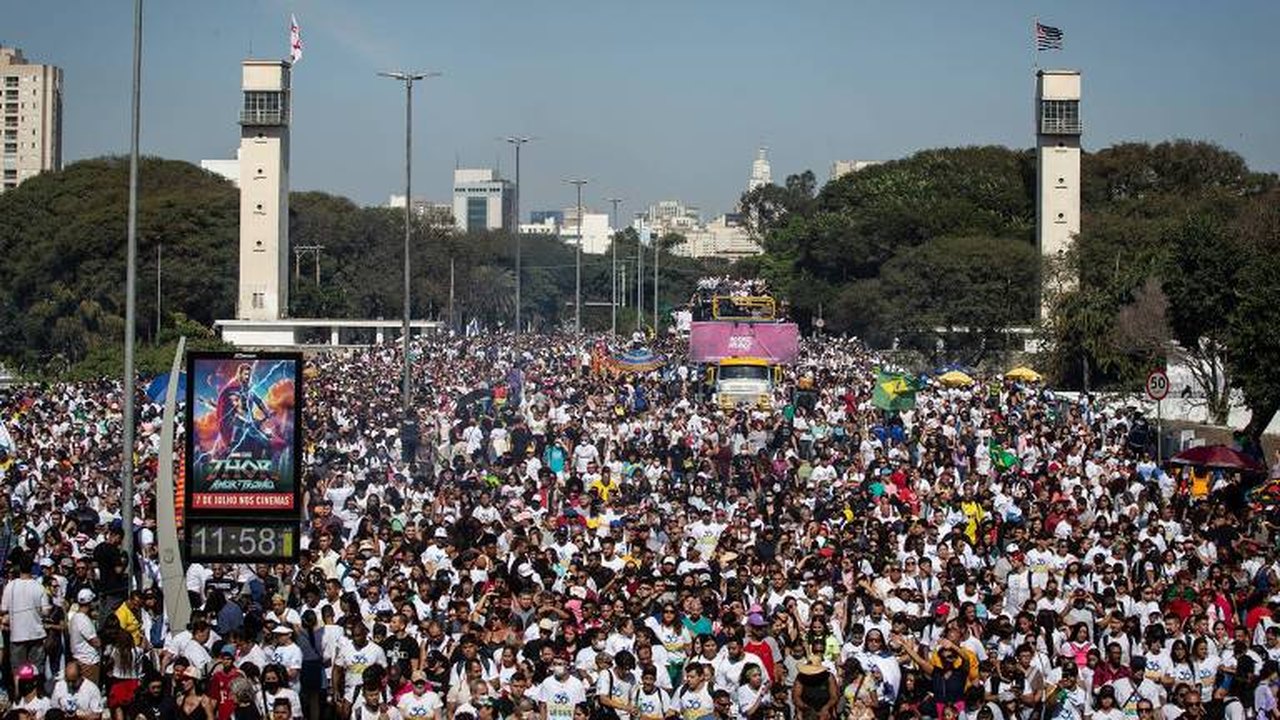 ‘Expulsar o mal’ e ‘comício’: apesar de promessa, Marcha para Jesus vira embate político entre Flávio e governo Lula
