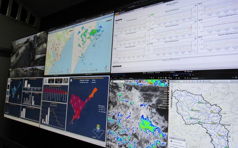 Previsão é de chuvas fortes em toda a capital