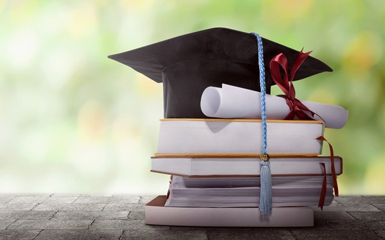 Apenas 6% das pessoas com deficiência tem curso superior no país