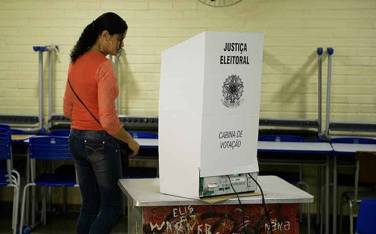 Projeto que altera prazos da Lei da Ficha Limpa chega ao Senado