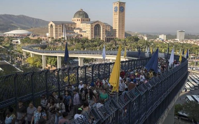 Santuário de Aparecida entra na Justiça para reabrir, diz site