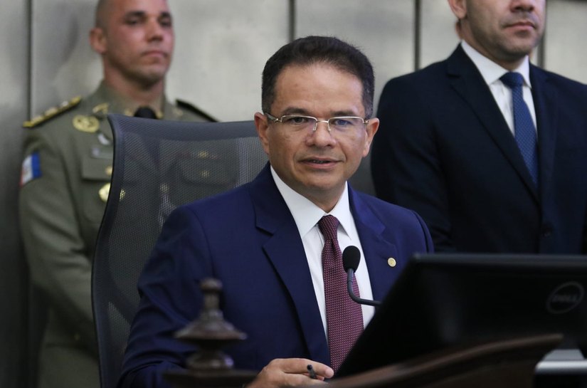 Após licença de Paulo Dantas, Marcelo Victor assume como governador de AL
