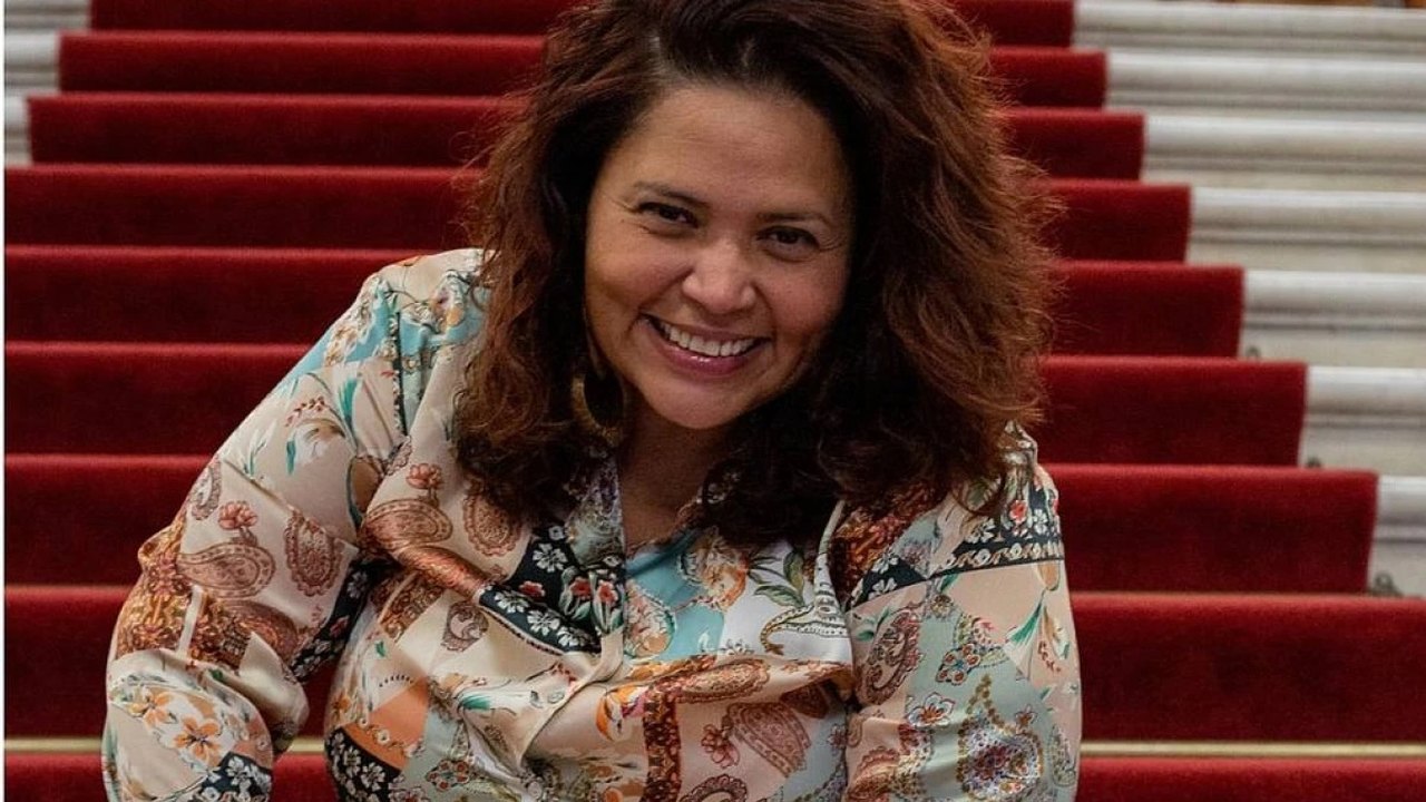 Soprano brasileira canta monólogo de Schoenberg no Teatro Municipal