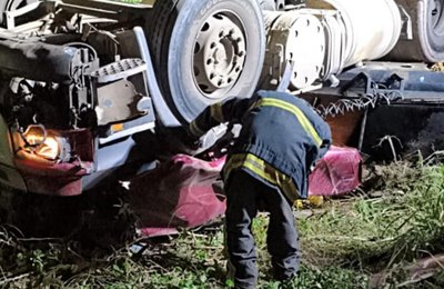 Corpo de Bombeiros atua em acidente com vítima presa às ferragens em Mata Grande