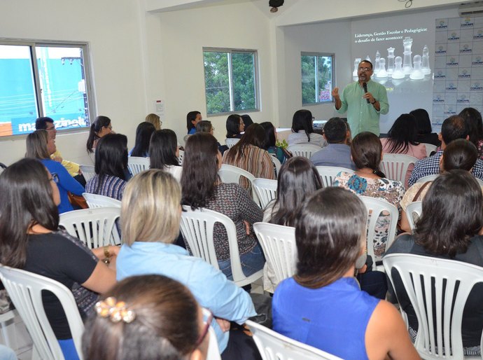 Educação de Coruripe promove palestra equipe técnica da rede municipal